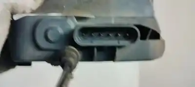 Peça sobressalente para automóvel em segunda mão fechadura da porta traseira direita por citroen c3 1.4 premier referências oem iam 46978180  