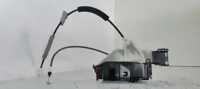 Peça sobressalente para automóvel em segunda mão fechadura da porta traseira esquerda por citroen c3 1.2i 82 referências oem iam 123985  