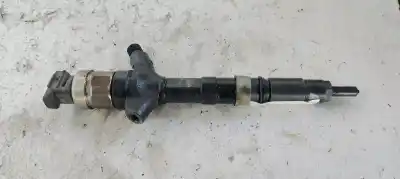 Pezzo di ricambio per auto di seconda mano iniettore per toyota corolla (e12) 2.0 d-4d linea sol berlina riferimenti oem iam 236700g010