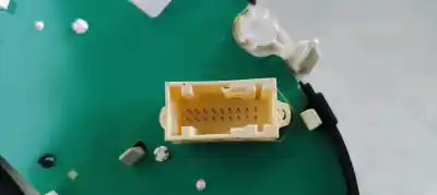 Peça sobressalente para automóvel em segunda mão quadrante por citroen c3 1.4 hdi referências oem iam 96668806xt  