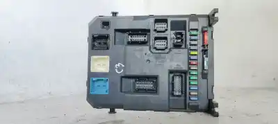 Peça sobressalente para automóvel em segunda mão caixa de fusíveis e relés por citroen c3 1.4 hdi referências oem iam 9666952280