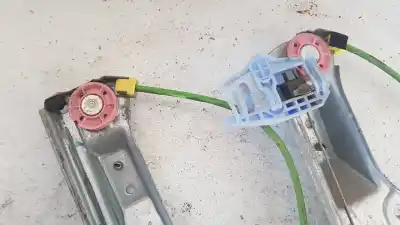 Second-hand car spare part passenger side right window regulator for opel corsa d catch me oem iam references   