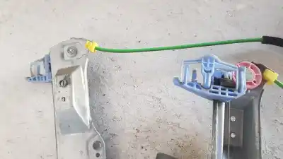 Pezzo di ricambio per auto di seconda mano alzacristalli anteriore sinistro per opel corsa d catch me riferimenti oem iam 013188487  