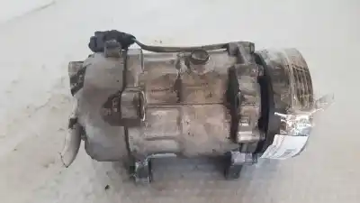 Pièce détachée automobile d'occasion COMPRESSEUR DE CLIMATISATION pour VOLKSWAGEN GOLF IV BERLINA (1J1)  Références OEM IAM 1J0820803K  