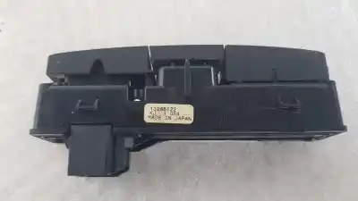 Second-hand car spare part hazard warning lights for opel astra j lim. 1.3 16v cdti oem iam references 13285122  