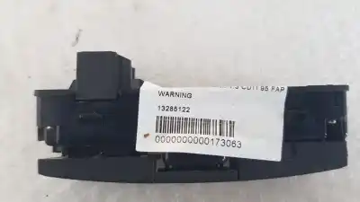 Second-hand car spare part hazard warning lights for opel astra j lim. 1.3 16v cdti oem iam references 13285122  