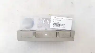 Second-hand car spare part interior light for opel astra j lim. 1.3 16v cdti oem iam references 316627975