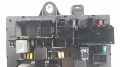 Second-hand car spare part fuse box unit for opel astra j lim. 1.3 16v cdti oem iam references 13343950  