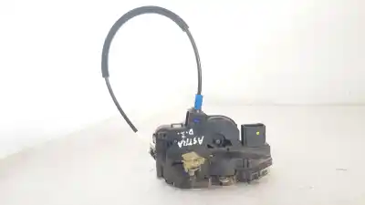 Second-hand car spare part left front door lock for opel astra j lim. 1.3 16v cdti oem iam references 