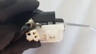 Second-hand car spare part trunk lock for mazda cx-7 (er) 2.2 turbodiesel cat oem iam references b6701  