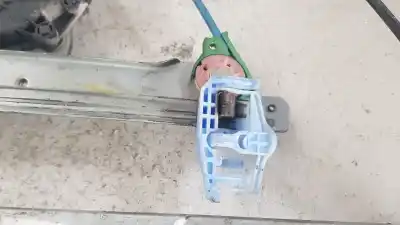 Peça sobressalente para automóvel em segunda mão elevador de vidros dianteiro direito por citroen c2 (jm_) 1.1 referências oem iam 9660159880  