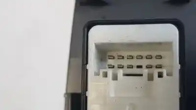 Second-hand car spare part right front power window switch for mazda 6 kombi () (.2012->) 2.0i 145 oem iam references gkl166370a  