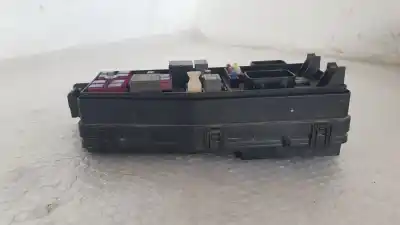 Peça sobressalente para automóvel em segunda mão caixa de fusíveis e relés por kia carnival 2.9 crdi cat referências oem iam 919504d050  