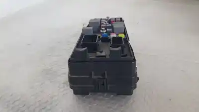 Peça sobressalente para automóvel em segunda mão caixa de fusíveis e relés por kia carnival 2.9 crdi cat referências oem iam 919504d050  