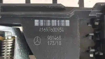 Recambio de automóvil de segunda mano de maneta exterior delantera izquierda para mercedes clase a (w169) 2.0i 136 [200] referencias oem iam a1697600934  
