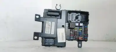 Peça sobressalente para automóvel em segunda mão caixa de fusíveis e relés por kia carnival 2.9 crdi cat referências oem iam 919554d270