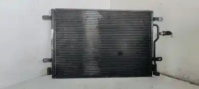 Peça sobressalente para automóvel em segunda mão condensador / radiador de ar condicionado por audi a4 berlina (8e) 2.5 v6 24v tdi referências oem iam 