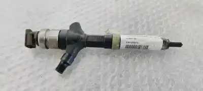 Second-hand car spare part INJECTOR for TOYOTA AVENSIS BERLINA (T25)  OEM IAM references 236700G010  