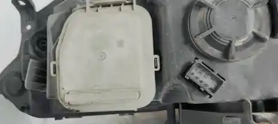 Pezzo di ricambio per auto di seconda mano faro anteriore destro per opel corsa c 1.0i 12v riferimenti oem iam 13100536  