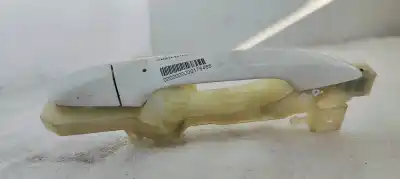 Second-hand car spare part exterior right front door handle for kia stonic (ybcuv) 1.2 cat oem iam references   