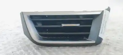 Автозапчастина б/у аераційна решіта для renault clio v (b7_) 1.5 blue dci 100 (b7ad) посилання на oem iam 687609862r  