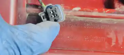 Автозапчастина б/у задне крило для citroen c4 cactus 1.2 vti 82 посилання на oem iam 9801170977  