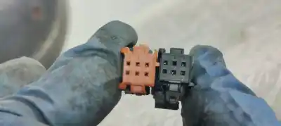 Peça sobressalente para automóvel em segunda mão espelho retrovisor direito por citroen c3 pluriel 1.4 referências oem iam   