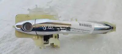 Second-hand car spare part exterior right front door handle for kia sportage 1.7 crdi cat oem iam references 