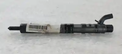 Second-hand car spare part INJECTOR for KIA CARNIVAL II  OEM IAM references 338004X500  