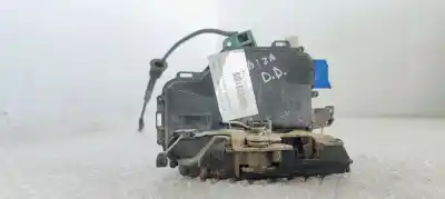 Peça sobressalente para automóvel em segunda mão fechadura da porta dianteira direita por seat ibiza (6l1) cool referências oem iam 