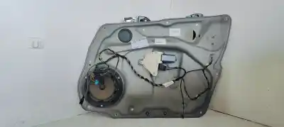 Piesă de schimb auto la mâna a doua MECANISM ACȚIONARE GEAM FAȚÃ DREAPTA pentru MERCEDES-BENZ CLASE A (W169)  Referințe OEM IAM A1697203079  