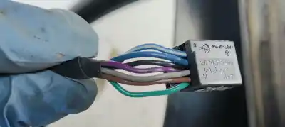 Peça sobressalente para automóvel em segunda mão espelho retrovisor esquerdo por dodge journey 2.0 16v crd cat referências oem iam e11026144  