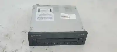 Peça sobressalente para automóvel em segunda mão sistema de áudio / rádio cd por volkswagen phaeton (3d2/3d8) 3.0 v6 tdi dpf referências oem iam 3d0035110  