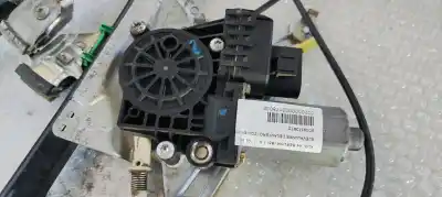 Peça sobressalente para automóvel em segunda mão elevador de vidros dianteira esquerda por audi a4 berlina (b5) 1.8 referências oem iam 8d0837397d  