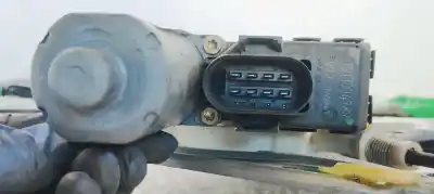 Peça sobressalente para automóvel em segunda mão elevador de vidros dianteira esquerda por audi a4 berlina (b5) 1.8 referências oem iam 8d0837397d  