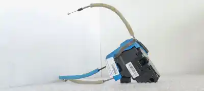 Автозапчастина б/у замок передній праві двері для ssangyong rexton 2.2 xdi 180 fap посилання на oem iam 7122036000  