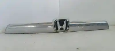 Second-hand car spare part rear decorative moulding for honda cr-v (re) 2.2 dtec cat oem iam references 74890swwe012c1