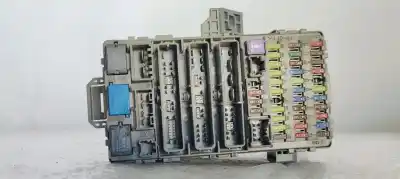 Second-hand car spare part fuse box unit for honda cr-v (re) 2.2 dtec cat oem iam references 38200swa