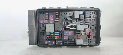 Second-hand car spare part fuse box unit for opel insignia berlina 1.6 cdti dpf oem iam references 39116624