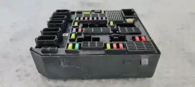 Second-hand car spare part fuse box unit for renault grand scénic iii (jz0/1_) 1.9 dci oem iam references 284b62342r  