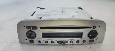 Pezzo di ricambio per auto di seconda mano IMPIANTO AUDIO / RADIO CD per ALFA ROMEO 147 (190)  Riferimenti OEM IAM 156053469  