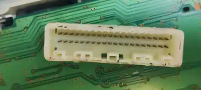 Peça sobressalente para automóvel em segunda mão quadrante por nissan note (e11e) 1.5dci 90 fap referências oem iam 9u30e  