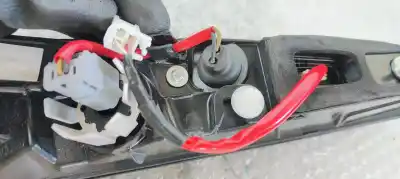 Peça sobressalente para automóvel em segunda mão farolim interior traseiro direito por toyota corolla (e21) zwe219l-dhxnbw(6h) referências oem iam   