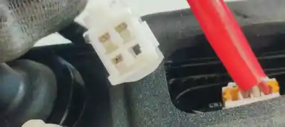 Peça sobressalente para automóvel em segunda mão farolim interior traseiro direito por toyota corolla (e21) zwe219l-dhxnbw(6h) referências oem iam   