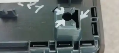 Second-hand car spare part interior light for toyota corolla (e21) zwe219l-dhxnbw(6h) oem iam references 1d111351g  