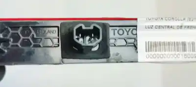 Peça sobressalente para automóvel em segunda mão farolim de travão central por toyota corolla (e21) zwe219l-dhxnbw(6h) referências oem iam   