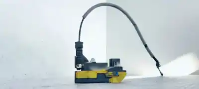 Peça sobressalente para automóvel em segunda mão Fechadura Da Porta Dianteira Esquerda por VOLVO XC90 2.4 D Momentum Geartronic (7 Sitze) Referências OEM IAM   