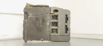 Peça sobressalente para automóvel em segunda mão caixa de fusíveis e relés por renault scenic ii emotion referências oem iam 8200309690