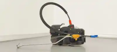 Second-hand car spare part front right door lock for opel zafira tourer 2.0 cdti cat oem iam references    Second-hand car spare part front right door lock for opel zafira tourer 2.0 cdti cat oem iam references