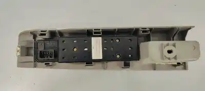 Second-hand car spare part right front power window switch for kia sorento 2.5 crdi ex oem iam references   